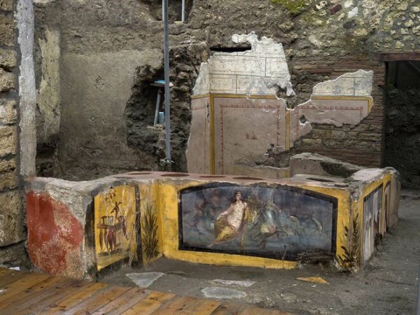 Descubren tienda de comida callejera en la antigua ciudad de Pompeya