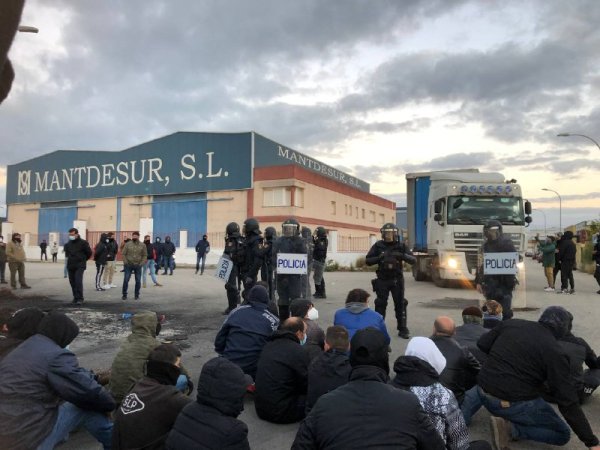 Cádiz: CGT se opone al preacuerdo y denuncia que se firme a espaldas de los trabajadores