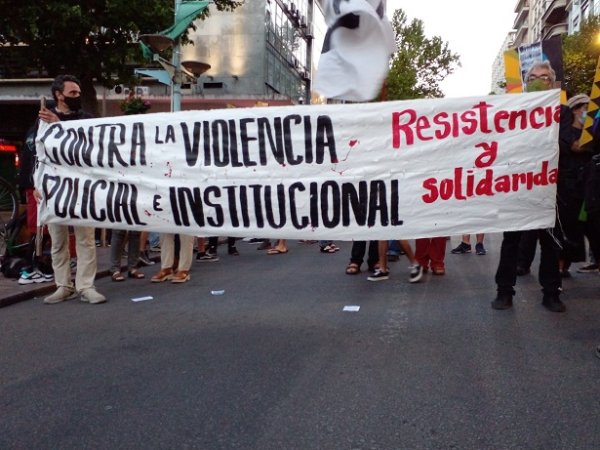 Marcha contra la violencia policial e institucional