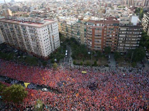 Una nueva manifestación de masas en la Díada catalana