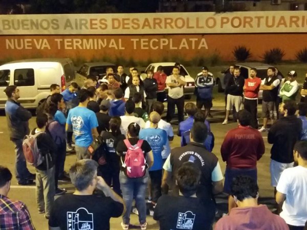 Tec-Plata: el aporte de la juventud a los trabajadores despedidos