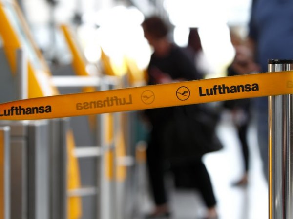 Pilotos de Lufthansa y maquinistas de trenes desafían a empresas y gobierno alemán 