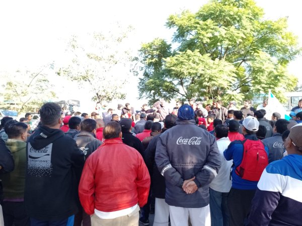 Luego de la represión, la patronal de Coca Cola continúa con los ataques y amenaza con despidos