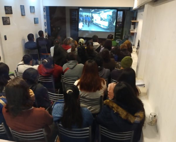 Asamblea de Trabajadores Precarizados en Lucha conoció la experiencia de gestión obrera en la proyección de "Madygraf: Huellas de un futuro"