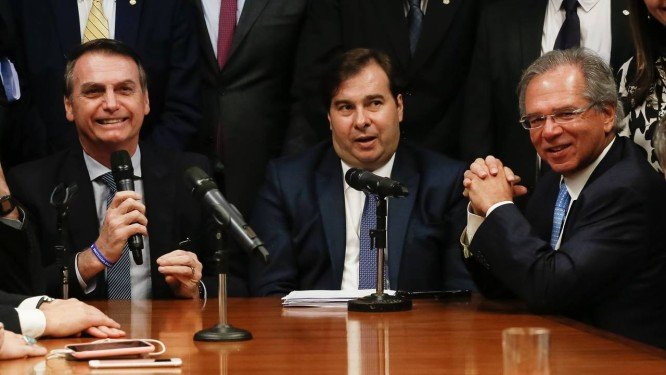 Jair Bolsonaro, Rodrigo Maia y Paulo Guedes