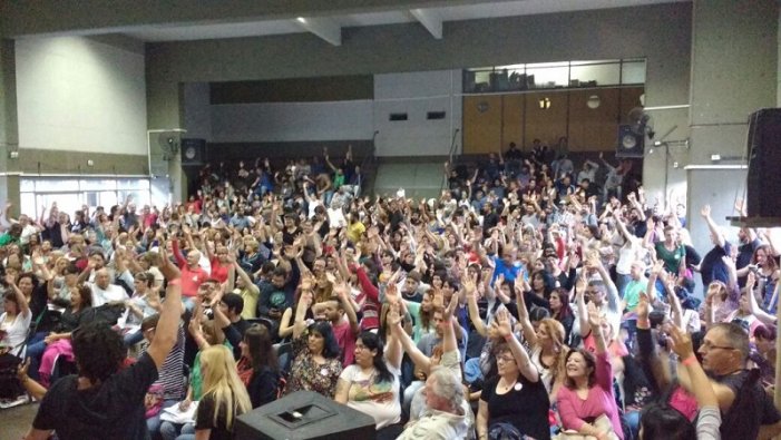 Los docentes tienen que decidir como enfrentar el ajuste