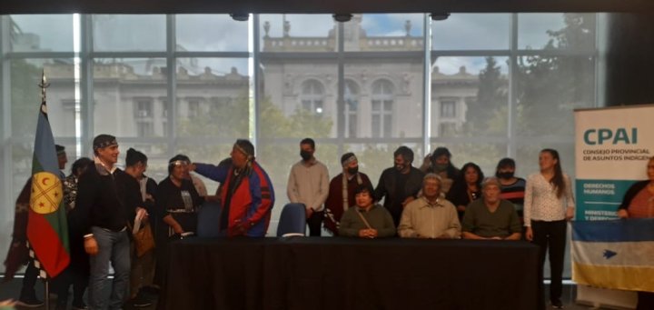 Representantes de las comunidades indígenas en reunión del CPAI | Foto Organización del Parlamento Mapuche Tehuelche