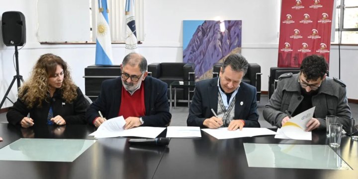 PJ y UCR firman acuerdo por el MECU