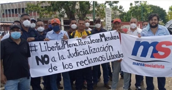 Actividad en exigencia de ¡Libertad Plena! para el dirigente sindical Jean Mendoza, primero preso y luego más de dos años sometido a medidas cautelares y régimen de presentación. Crédito: Aporrea