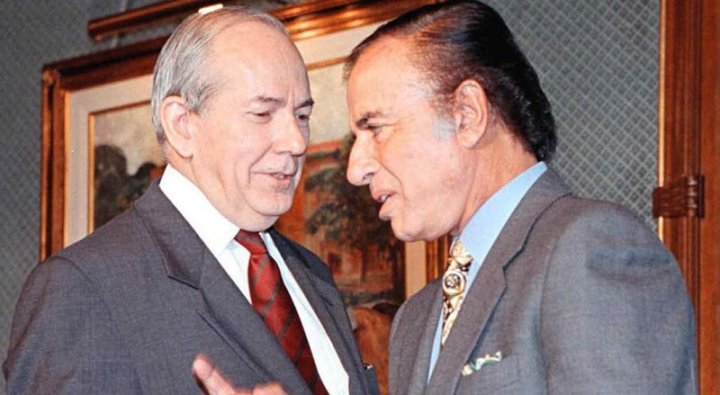 Menem y el director del FMI Michel Camdessus, en 1997. (Foto: La Voz)