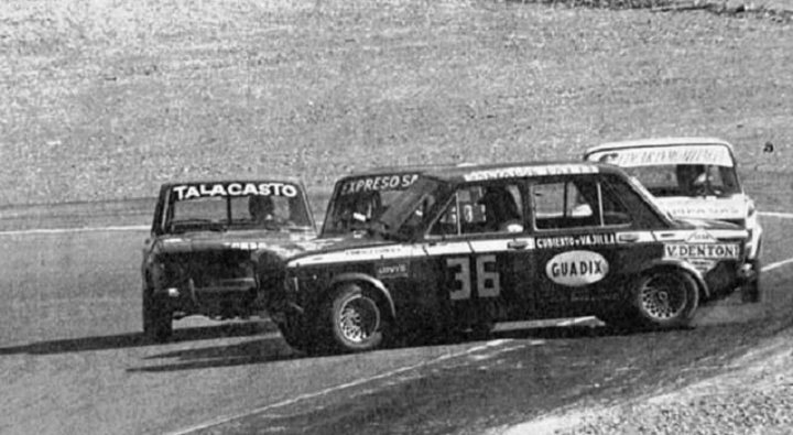 Los Fiat 128 en acción. Foto: fanpage de Facebook Turismo Nacional.