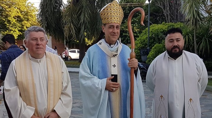 Gonnet, 24 de marzo de 2019 | Lorenzo junto al arzobispo de La Plata, Víctor "Tucho" Fernández | Foto Arzolap