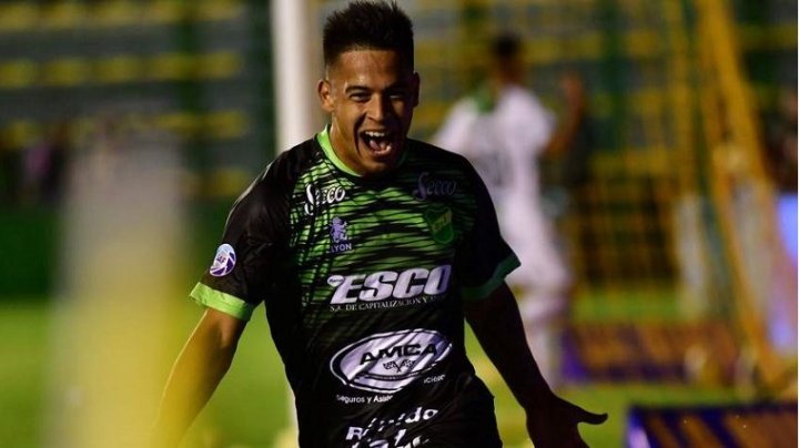 Pese a no haber logrado el campeonato, en Varela todo son sonrisas.