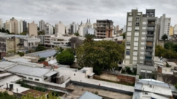 Foto: tormenta sobre e AMBA | Télam