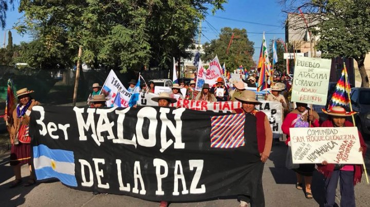 Marcha de comunidades originarias que partió desde La Quiaca hacia la Ciudad de Buenos Aires exigiendo el cese de la represión y el respeto de sus derechos. 