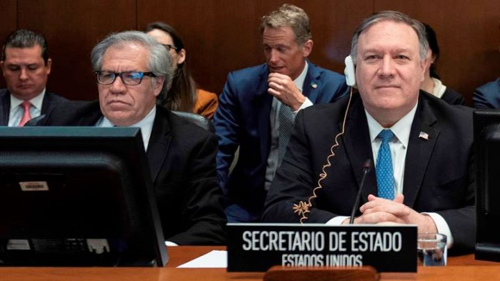 Almagro junto al Secretario de Estado de EEUU Mike Pompeo en la OEA.