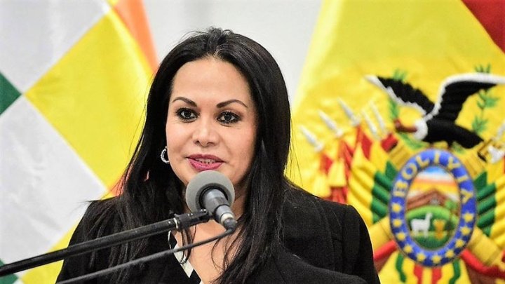 Foto: Roxana Lizárraga, ministra de Comunicación del Gobierno golpista