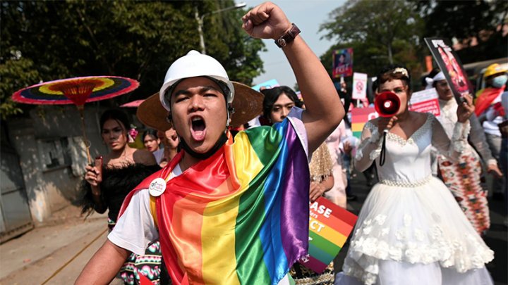 Manifestación en Yangon el 19 de febrero. Foto: Reuters / Stringer