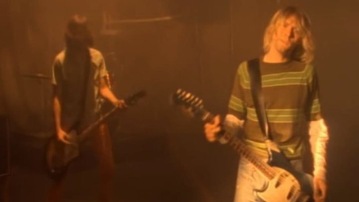 Fotograma del video Smells Like Teen Spirit