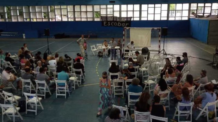 Asamblea de Suteba Escobar del 24 de noviembre.