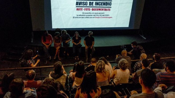 Presentación de la muestra en la sala de proyección de Hasta Trilce.