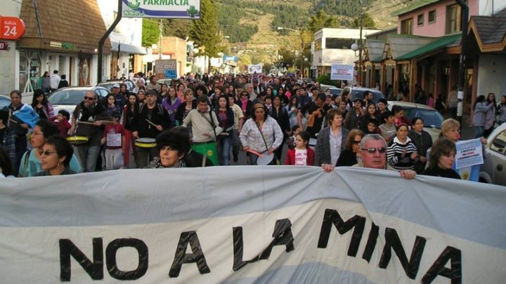 Aún hoy los esquelenses, vigilantes, le recuerdan su gesta a las autoridades los 4 de cada mes.