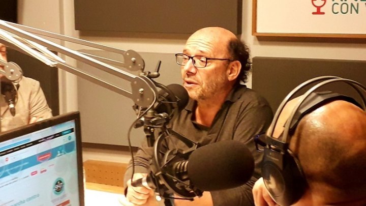 Ezequiel Fernández Moores, durante una entrevista en el programa El Círculo Rojo, por Radio Con Vos.