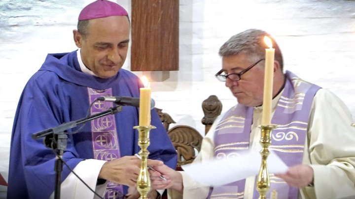 El Arzobispo platense “Tucho” Fernández junto al cura denunciado Eduardo Lorenzo / Foto La Pulseada