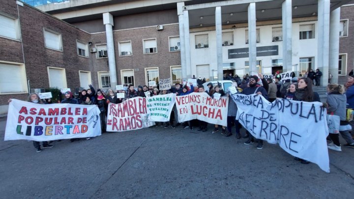 Asambleas del oeste presentes en una de las tantas convocatorias y rondas del Hospital Posadas