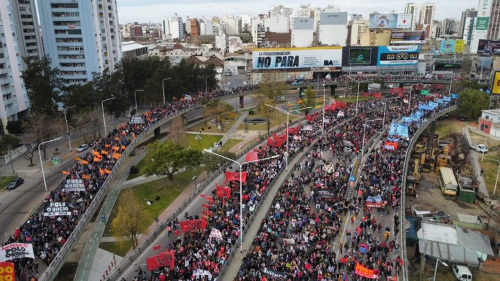 Foto dron Enfoque Rojo