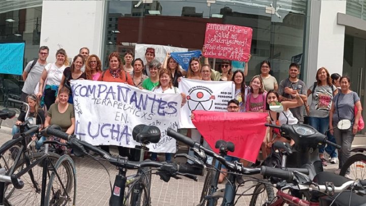 Acompañantes terapéuticos en lucha