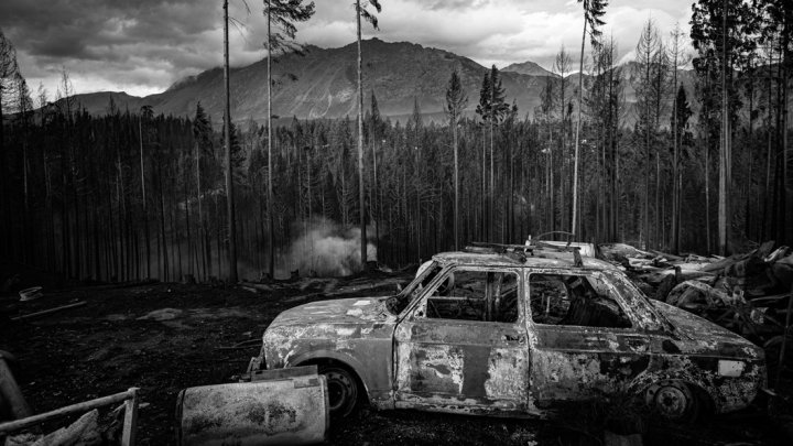 Lo que quedó del incendio en la comarca 2021 se repite - Foto: Eugenia Neme