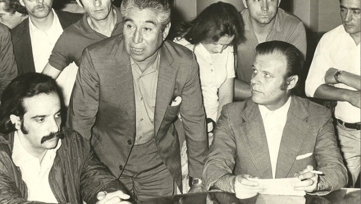 Jorge Mera (de bigotes) junto a Agustín Tosco de Luz y Fuerza