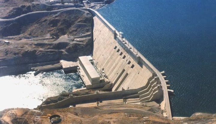 Embalse de Piedra del Águila