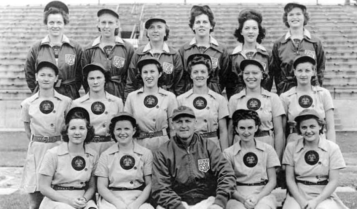 El equipo original de “Rockford Peaches”. Foto: sitio oficial de AAGPBL