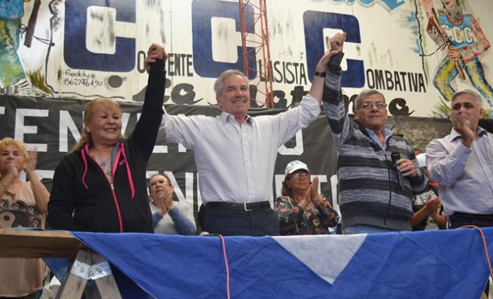 Felipe Solá junto a la CCC | Foto Clarín