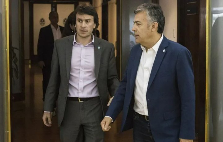 El diputado radical Nieri con el gobernador Cornejo