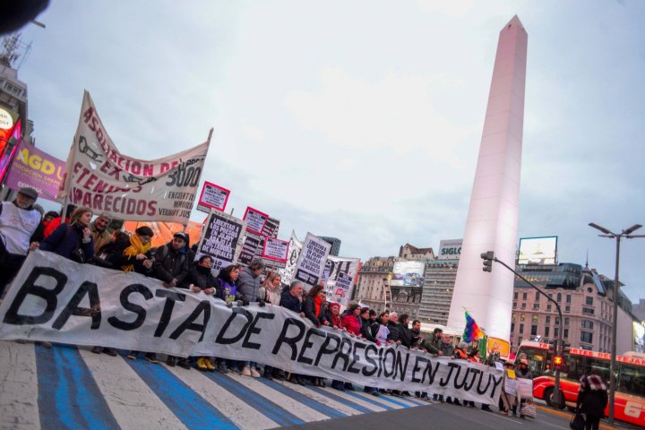 Marcha en Buenos Aires en apoyo al pueblo de Jujuy contra la reforma de Gerardo Morales. Junio 2023.