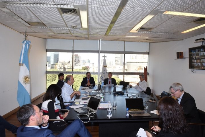 Foto: Ministerio de Relaciones Exteriores, Comercio Internacional y Culto. Teleconferencia Coordinadores del Mercosur.