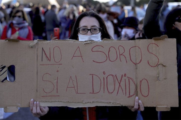 Foto: Manifestante anticuarentena - Enfoque Rojo