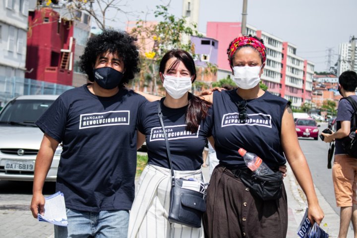 Marcelo Pablito, Diana Assunção y Leticia Parks, candidatas de la "Bancada Revolucionaria de Trabajadores" para la legislatura paulista.