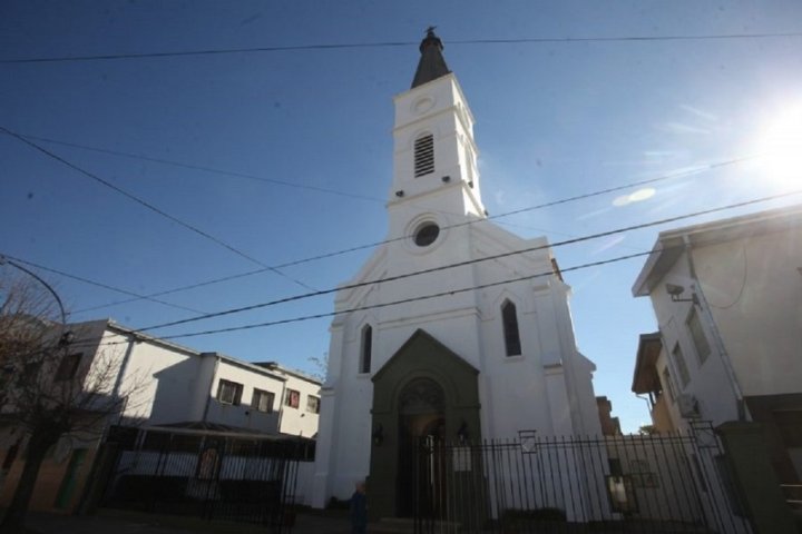 Parroquia Pedro y Pablo Berisso 