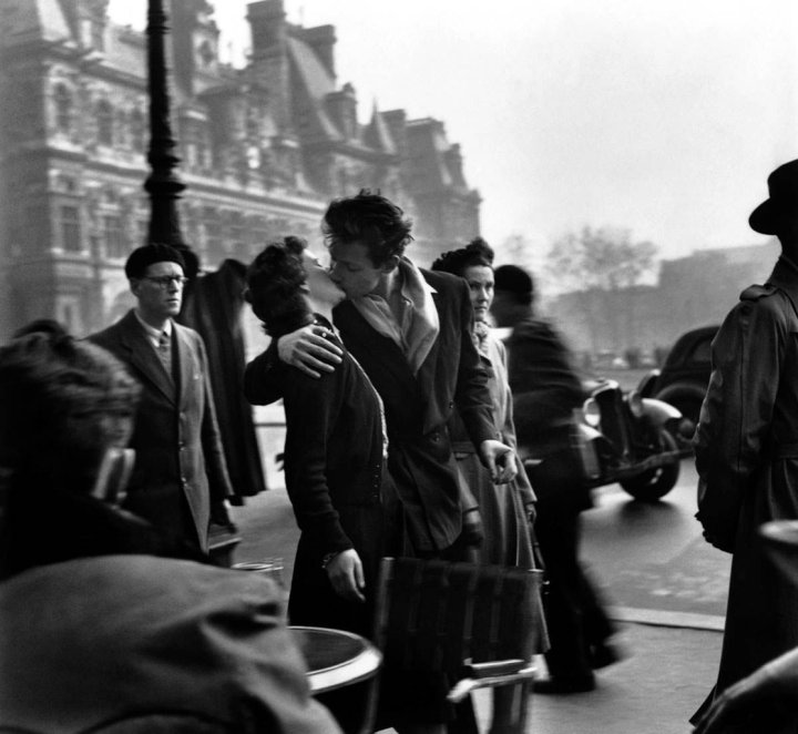 El beso del Hotel de Ville.